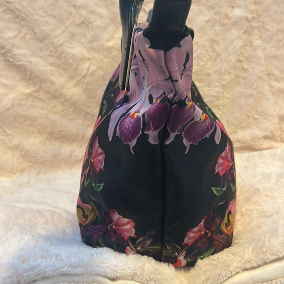 Ted Baker Black Floral Shoulder Bag - Picture 4 of 6